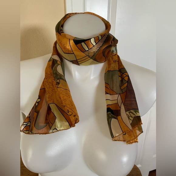 BEAUTIFUL PICASSO MULTI-COLOR SCARF. SO MANY WAYS TO WEAR THIS SCARF. - Picture 3 of 7